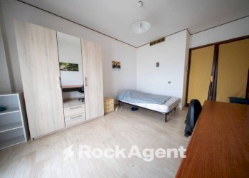 Camera da letto - Appartamento via Giovanni Amendola, 53, Sassari - foto 8