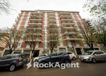 Facciata - Appartamento via Giovanni Amendola, 53, Sassari - foto 17