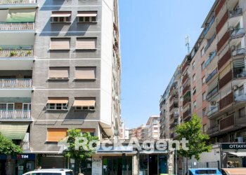 Facciata - Negozio via Tiburtina, 545, Roma - foto 16