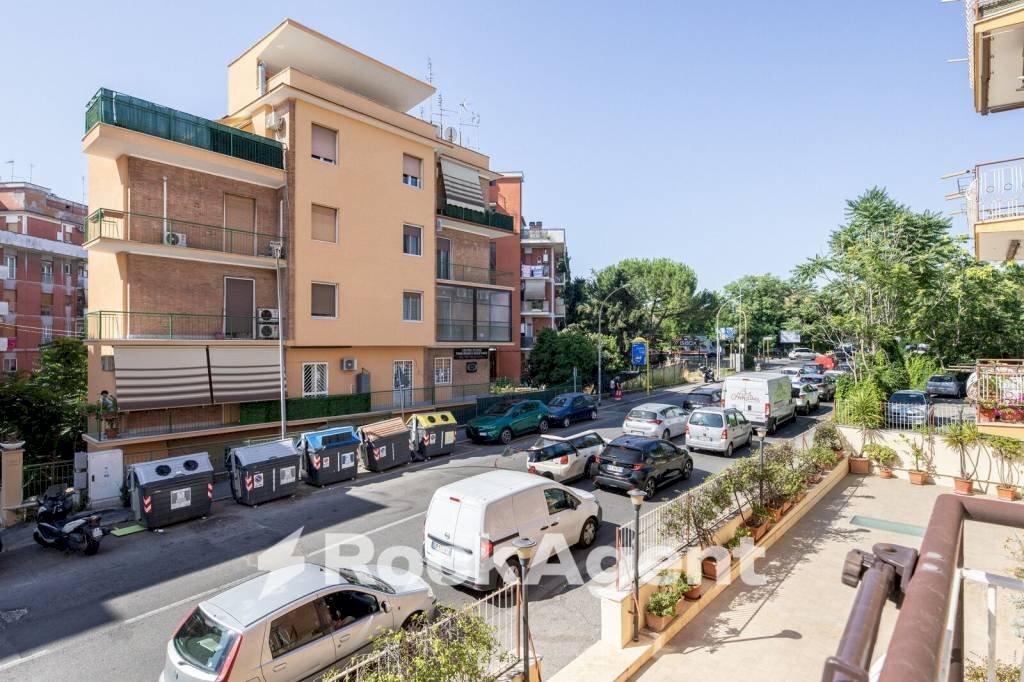 Vista - Appartamento via dei Durantini, 221, Roma - foto 1