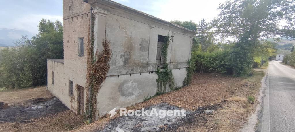 Terreno - Rustico Civitaquana - foto 1