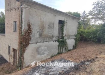 Terreno - Rustico Civitaquana - foto 1