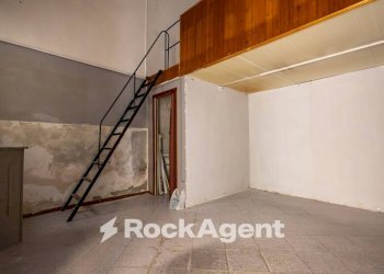 Stanza non arredata - Negozio vico Piazza Mercanti, 9, Catanzaro - foto 9