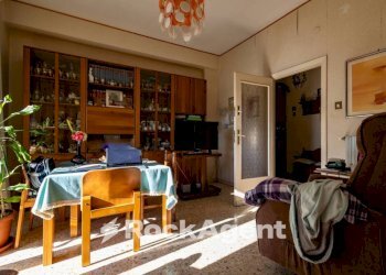 Salone - Quadrilocale via Madonna dei Cieli 40/a, Catanzaro - foto 14