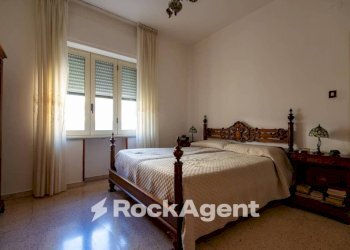 Camera da letto - Quadrilocale via Madonna dei Cieli 40/a, Catanzaro - foto 21