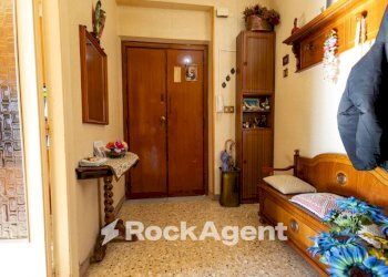 Ingresso - Quadrilocale via Madonna dei Cieli 40/a, Catanzaro - foto 28