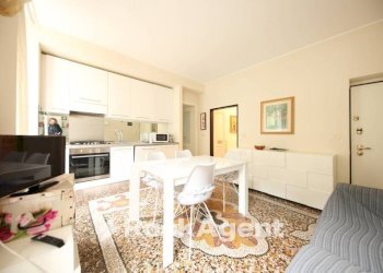 Salone - Appartamento via Gio Bono Ferrari, Camogli - foto 1