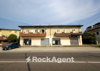 Facciata - Shop via Risorgimento, 114, Borgia - photo 31