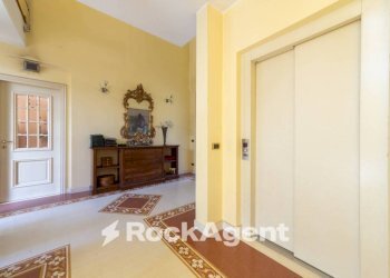 Ingresso - Villa corso Genova, 242, Vigevano - foto 8