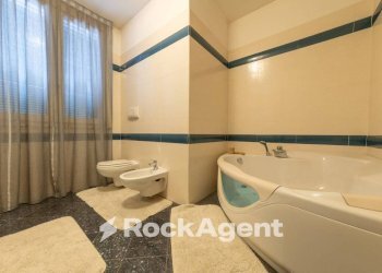 Bagno - Villa corso Genova, 242, Vigevano - foto 23