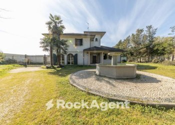 Giardino - Villa corso Genova, 242, Vigevano - foto 32