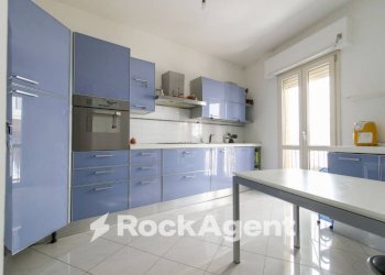 Cucina - Trilocale via Giuseppe Poerio, 47, Catanzaro - foto 5