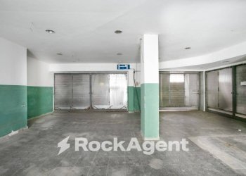 Interno non residenziale - Negozio via Eugenio Torelli Viollier, 63, Roma - foto 6