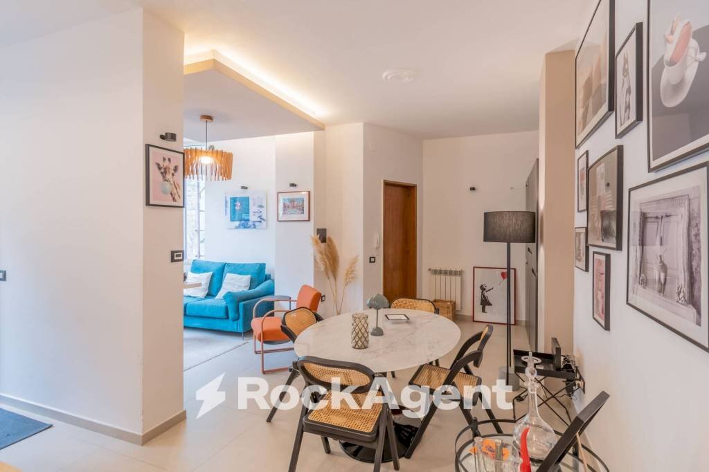 Ufficio - Bilocale via Francesco Petrarca, 141, Napoli (zona Posillipo) - foto 2