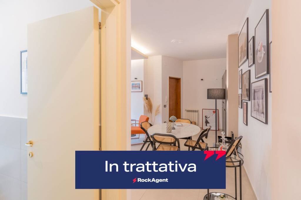 Corridoio - Bilocale via Francesco Petrarca, 141, Napoli (zona Posillipo) - foto 1