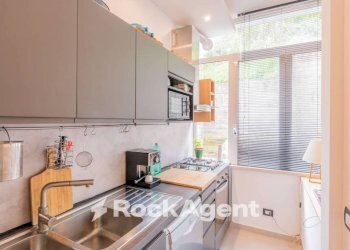 Cucina - Appartamento via Francesco Petrarca, 141, Napoli (zona Posillipo) - foto 12