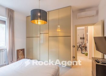 Camera da letto - Bilocale via Francesco Petrarca, 141, Napoli (zona Posillipo) - foto 17