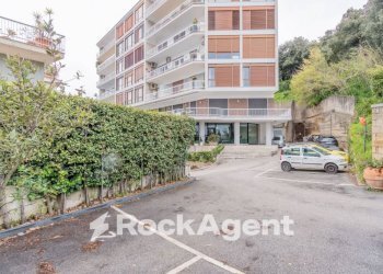 Zona - Bilocale via Francesco Petrarca, 141, Napoli (zona Posillipo) - foto 23