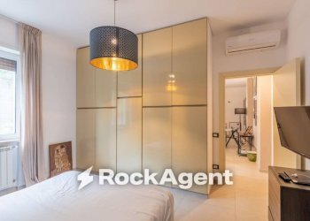 Camera da letto - Bilocale via Francesco Petrarca, 141, Napoli (zona Posillipo) - foto 17