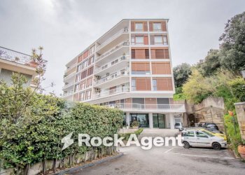 Facciata - Bilocale via Francesco Petrarca, 141, Napoli (zona Posillipo) - foto 22