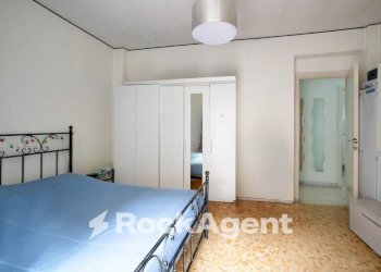 Camera da letto - Bilocale via Calpurnio Fiamma, 130, Roma - foto 8