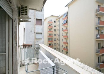 Balcone - Bilocale via Calpurnio Fiamma, 130, Roma - foto 10