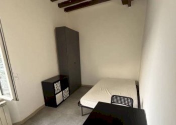 Camera da letto - Appartamento via Toschi, Reggio nell'Emilia - foto 1
