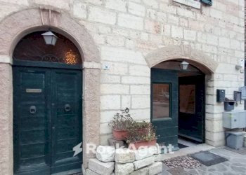 Facciata - Two-room apartment via Camponocecchio 15, Genga - photo 1