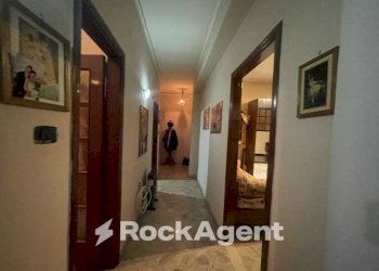 Corridoio - Trilocale via Angelo Volpicelli, 34, Arzano - foto 3