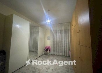 Camera da letto - Trilocale via Angelo Volpicelli, 34, Arzano - foto 10