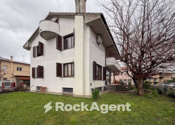 Facciata - Villa via Perugia, 2A, Castagneto Carducci - foto 43