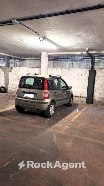 Posto macchina - Box via Tazio Nuvolari, 152, Roma - foto 2
