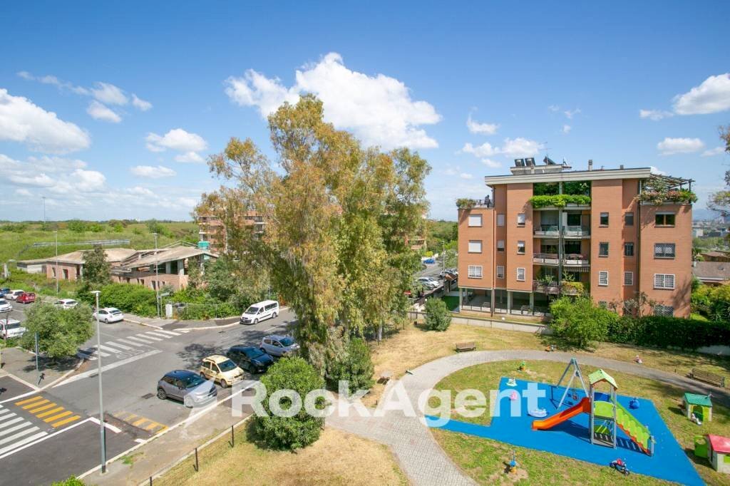 Vista - Three-room apartment via Generale Giuseppe Valle, 42, Roma - photo 1