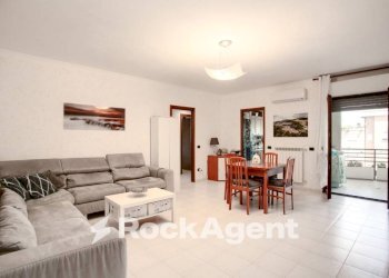 Salone - Trilocale via Generale Giuseppe Valle, 42, Roma - foto 2