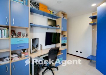 Camera da letto - Trilocale via Generale Giuseppe Valle, 42, Roma - foto 19