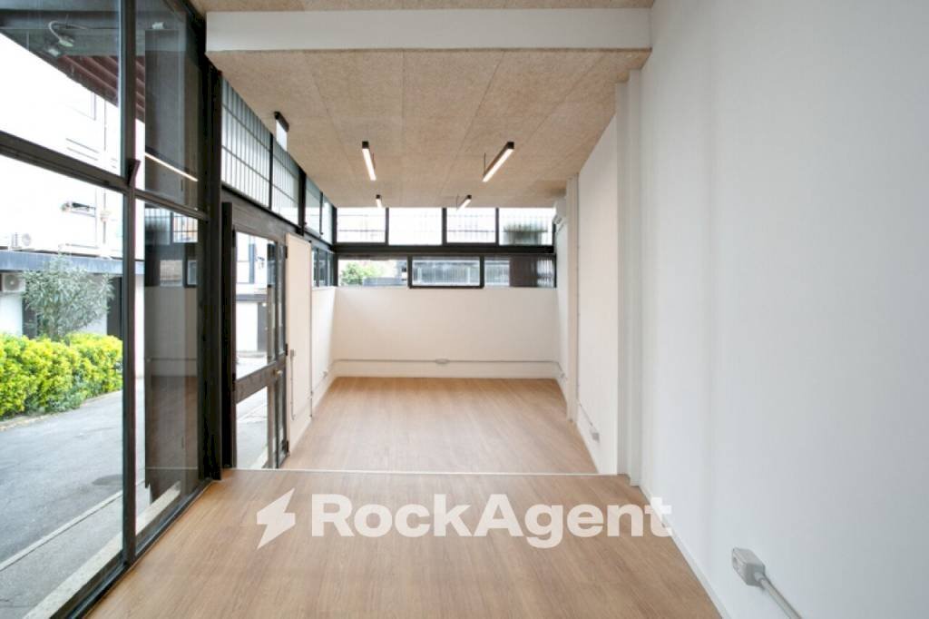Interno non residenziale - Negozio via degli Ortaggi, 27, Roma - foto 3