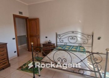 Camera da letto - Ufficio via Mazzini, 73, Montepaone - foto 22