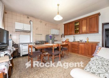 Cucina - Casa indipendente via Argine Sinistro, 5, Correzzola - foto 5