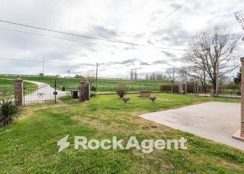 Terreno - Casa indipendente via Argine Sinistro, 5, Correzzola - foto 14