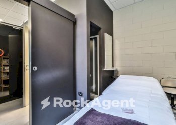 Camera da letto - Negozio via Amilcare Ponchielli, 23, Bologna (zona Savena) - foto 5