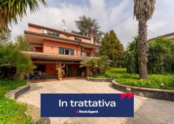 Giardino - Villa via Pietro Maroncelli, 8, Trecastagni - foto 1