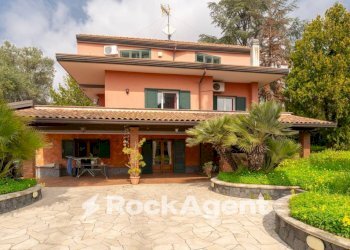 Facciata - Villa via Pietro Maroncelli, 8, Trecastagni - foto 24