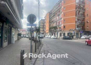 Zona - Shop via Servio Tullio, Napoli (neighborhood Soccavo) - photo 10