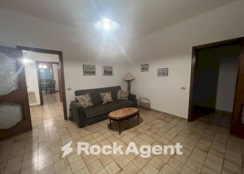 Salone - Appartamento via Casale Cerrate, 24, Lecce - foto 6