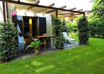 portico - Villa via Bruno Locatelli, 8, Brembate di Sopra - foto 3