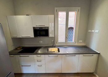 cucina - Appartamento via De' Buttieri, Bologna (zona Centro Storico) - foto 6