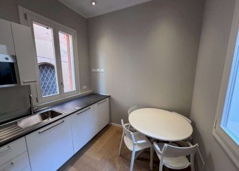cucina - Appartamento via De' Buttieri, Bologna (zona Centro Storico) - foto 7