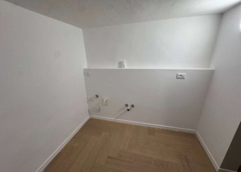 cabina armadio - Appartamento via De' Buttieri, Bologna (zona Centro Storico) - foto 23