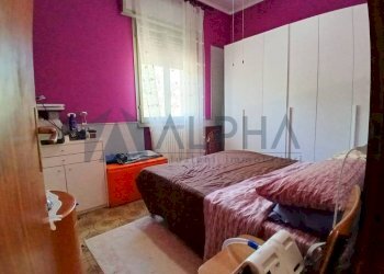 Camera da letto - Trilocale viale Omero, Ravenna - foto 5