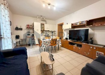 Salone - Bilocale via Fratelli Garavini, Russi - foto 1